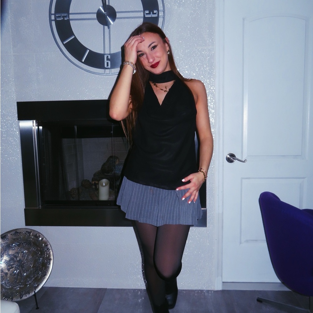 Meet your Posher, Caroline